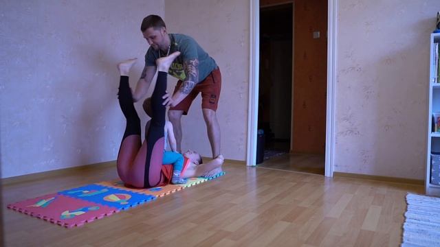 КАК МЫ ТРЕНИРУЕМСЯ? НАШИ СУПЕР УПРАЖНЕНИЯ! ПОПРОБУЙ ПОВТОРИ смотреть онлайн