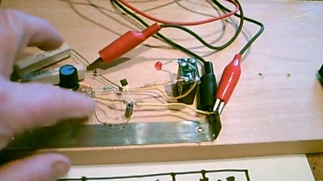 DC Over Current Sense Relay GO/NO GO, Easy Build TL431 смотреть онлайн