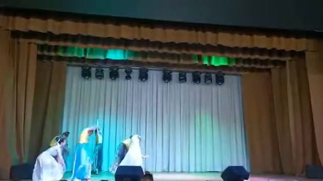 Ансамбль эстрадного танца 