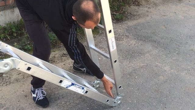 Как разложить лестницу трансформер Алюмет 4х4 ТЛ4044 смотреть онлайн