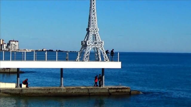 Ялта 2022 Массандровский пляж и набережная Народ есть Солнечный день/ Ялта LIVE Крым смотреть онлайн