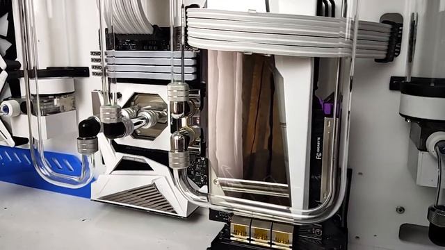 Custom Wallmount Gaming PC, Ryzen 9 5900x, RTX 3090 Aorus Waterblock, Custom water cooling смотреть онлайн