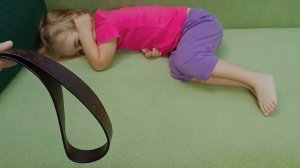 Допустимо ли родителям шлепать ребенка?