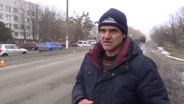 Бетон вместо асфальта.Как в Василькове ремонтируют дороги смотреть онлайн