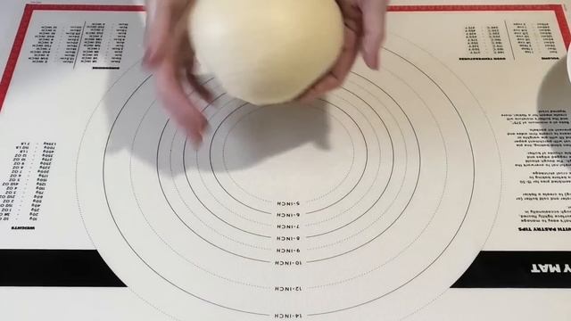 Пончики с повидлом/Delicate crispy jam donuts смотреть онлайн