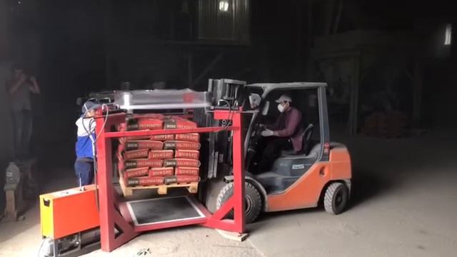 Упаковка груза стрейч-худ пленкой смотреть онлайн