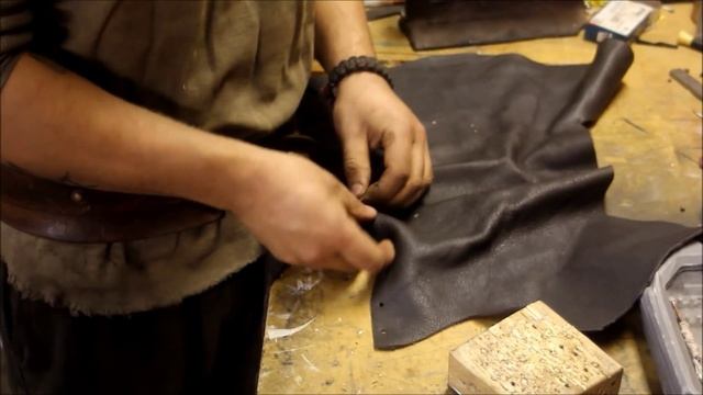 Skyrim Iron Dagger and Hide Helmet - Quick and Dirty Crafting смотреть онлайн
