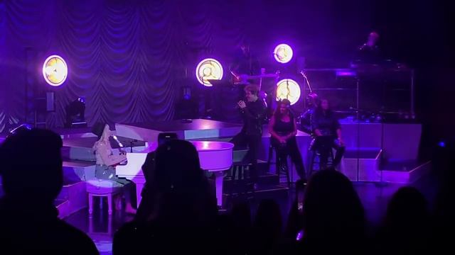 joey mcintyre debbie Gibson lost in your eyes duet pt 1 смотреть онлайн