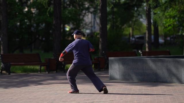 ШКОЛА КЁКУСИНКАЙ. ТАЙКЁКУ 1 (ЗАМЕДЛЕННАЯ СЪЁМКА) 10 КЮ смотреть онлайн