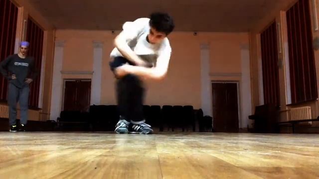 Тунец/руки в ногу ногу в руку смотреть онлайн