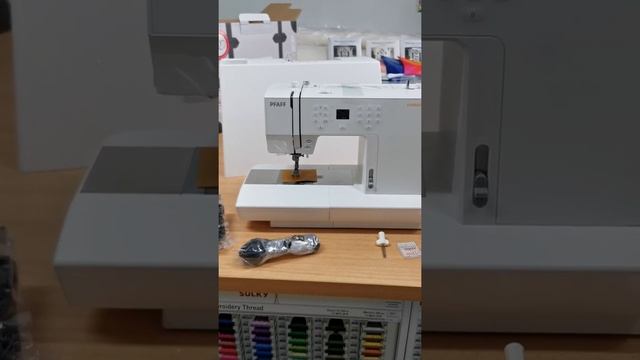 Unboxing the PFAFF Passport 3.0 смотреть онлайн