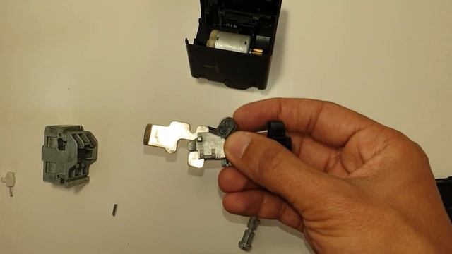 Steering locked -annoying problem at Megane 2 - opening the device смотреть онлайн