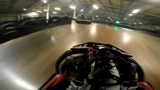 A Karting Session where 90% Of People Don't Know How To Kart... | Teamsport Nottingham смотреть онлайн