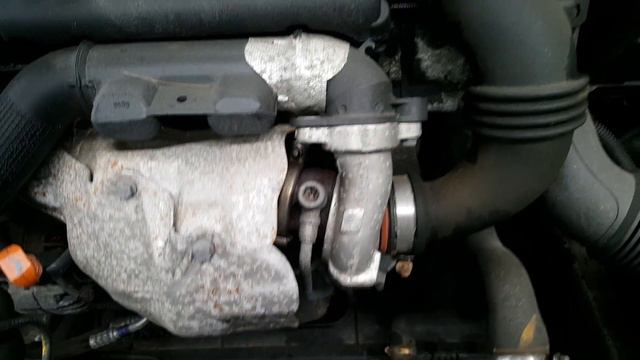 Dismantling 2008 BLUE Peugeot 308 1.6 Diesel Turbo 5 Speed Manual 5 Door Hatchback 81675 miles - 15 смотреть онлайн