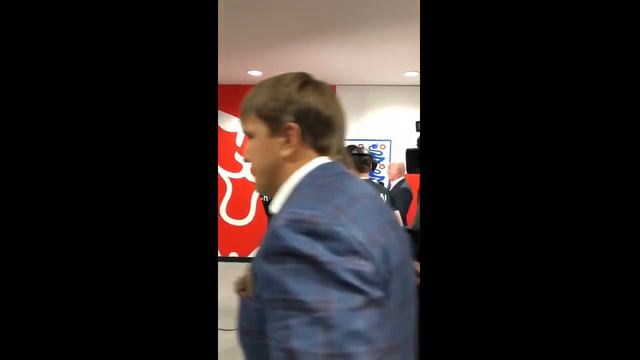 👑 🇺🇦 Vasyl Lomachenko and Oleksandr Usyk in attendance for Anthony Joshua v Alexander Povetkin. смотреть онлайн