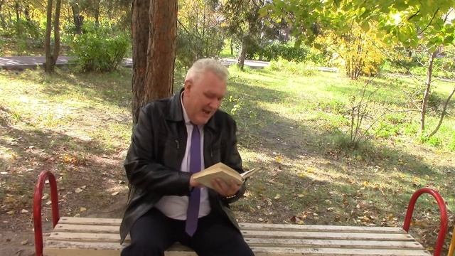 Стихотворение Есенина "Не жалею, не зову, не плачу". Читает- Олег Беляков смотреть онлайн