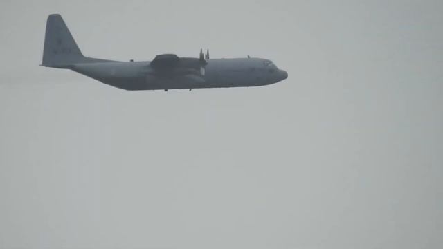 Dutch Air Force C-130H-30 Hercules G-273 FLYBY - Nikon p-900 zoom смотреть онлайн