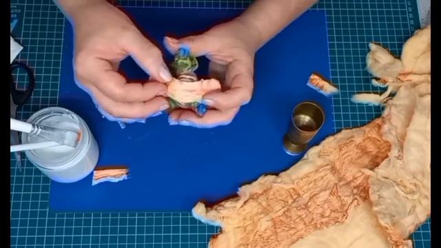 Шапка-ушанка для ватных игрушек. Рабочие моменты. смотреть онлайн