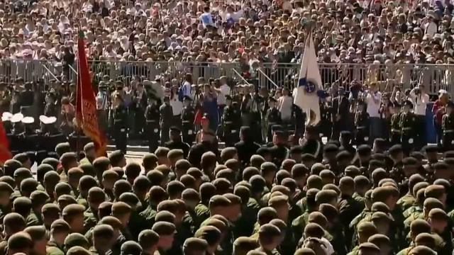 Супер песня 'Служить России суждено тебе и мне' Москва военный парад на  Красной площади