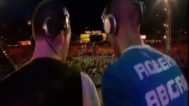 Robert Abigail feat Dj Rebel - Hit The Road смотреть онлайн