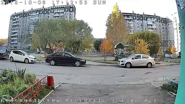 Топором по домофону смотреть онлайн