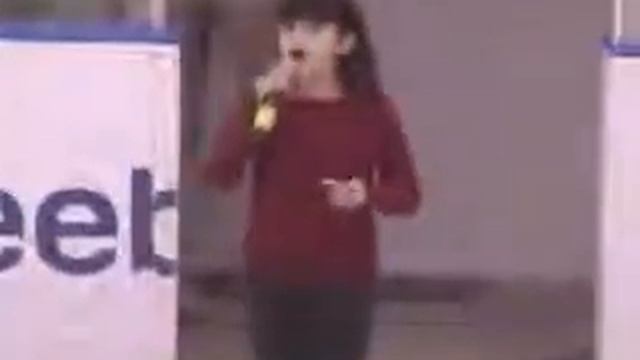 Elizabeth Hughes, 8 years old, National Anthem, Norfolk Admirals Game, Scope Arena.flv смотреть онлайн