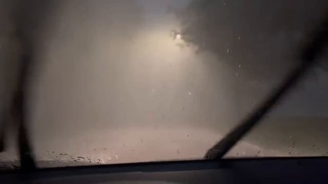 Ураган и сумасшедший град в США штат Небраска смотреть онлайн