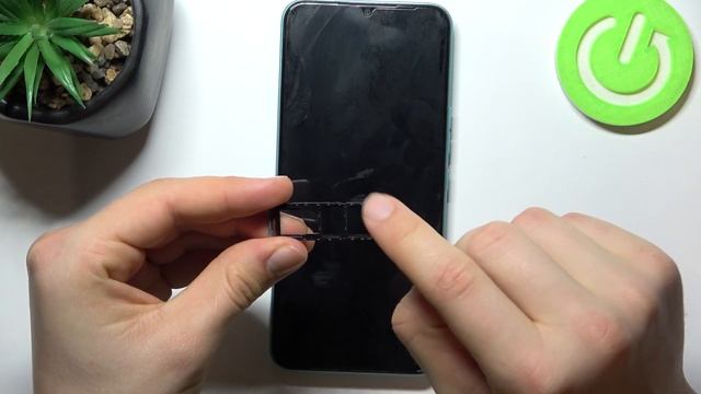 TECNO SPARK GO 2022 | Как вставить сим карту и карту памяти в TECNO SPARK GO 2022 смотреть онлайн