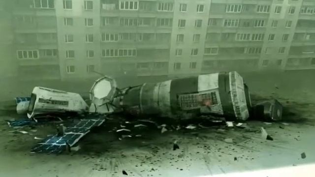 Спутник упал в Ригу смотреть онлайн