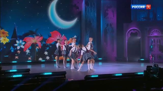 Проект"Большие и маленькие" смотреть онлайн