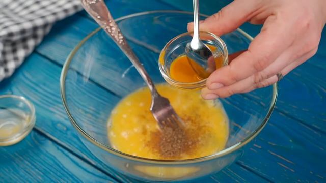 Сразу Три САЛАТА которые вы приготовите на ближайший Праздничный стол! А продукты всегда под рукой смотреть онлайн