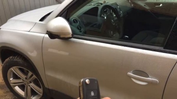Авто открытие и закрытие зеркал VW Tiguan