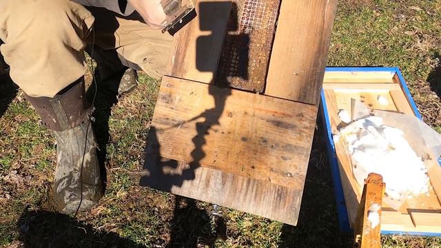 Preparing Dead Overwintered Bee Equipment For Re-Use смотреть онлайн