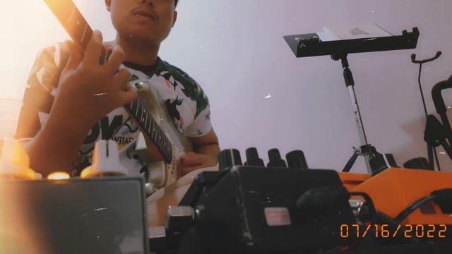 Solo : Fender American Standard Stratocaster 1999 & PedalTank Digetal Delay Pedal Effect смотреть онлайн