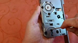 Межкомнатный замок, как открыть?  Interior lock, how to open?