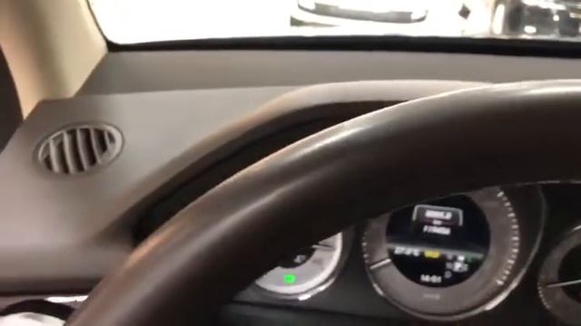 Запуск двигателя Mercedes-Benz GLK 300 с двигателем М276. смотреть онлайн