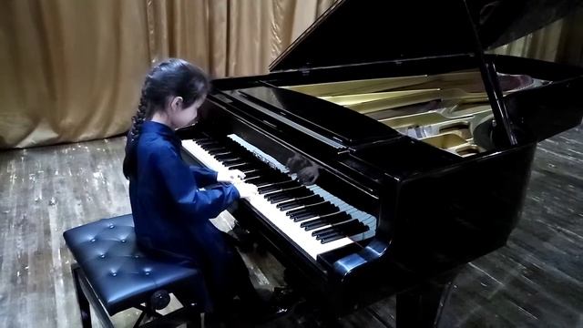 Аджимамбетова Камила 10 лет В.Косенко "Петрушка" смотреть онлайн