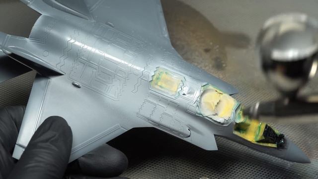 Beast Mode: Building Italeri's 1/72 F-35B Lightning II | Full Build in 4K! смотреть онлайн