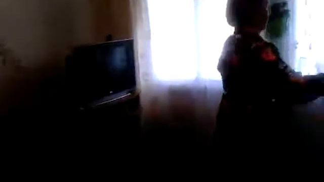 Алексей Мазуров репетирует перед концертом в Верховажье смотреть онлайн