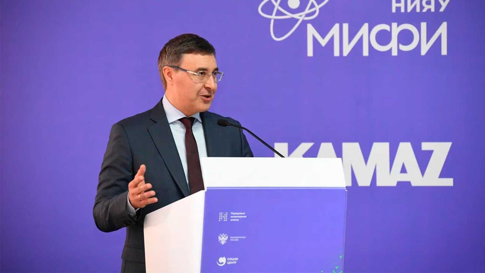 Валерий Фальков: вузам-участникам проекта «Передовые инженерные школы» предстоит активнее включаться смотреть онлайн