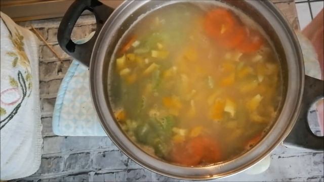 греческий фасолевый суп с колбаской смотреть онлайн