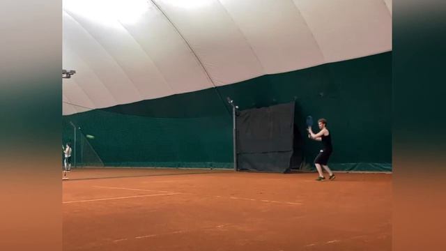 Бондарев Алексей. Игра в теннис смотреть онлайн