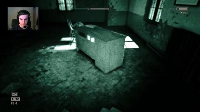 OUTLAST FACECAM :: The Boss is Back! :: SPOOKtacular Month - Episode #6 смотреть онлайн