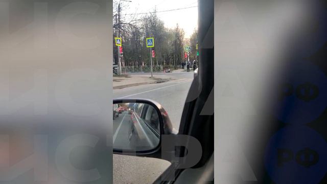 В Истре столкнулись мотоциклист и такси смотреть онлайн