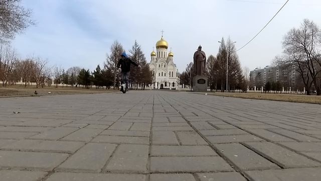 Первый раз на моноколесе inmotion v8. Обучение, впечатления, и сравнение с электросамокатом. смотреть онлайн