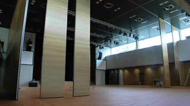 Ferry Porsche Congress Center Zell am See - English Version смотреть онлайн