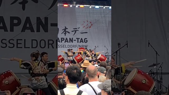 Day Japan party смотреть онлайн