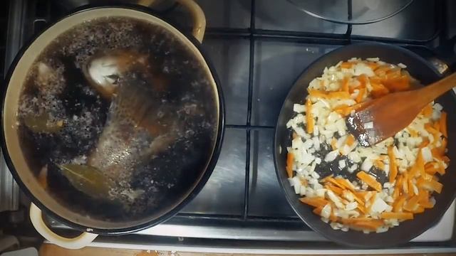 СОГРЕВАЮЩИЙ РЫБНЫЙ СУП смотреть онлайн