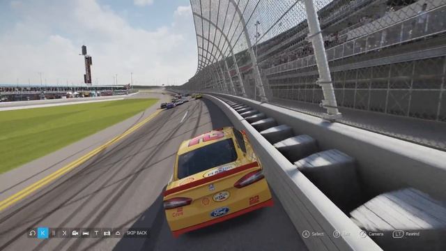 CAR STOPPED ON THE TRACK! | Forza Motorsport 6 | NASCAR Expansion смотреть онлайн