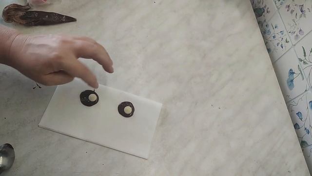 Торт Божья коровка. Сборка и украшения торта. смотреть онлайн